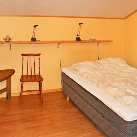 Four-bedroom Holiday In 2 بيت للعطل Torsken