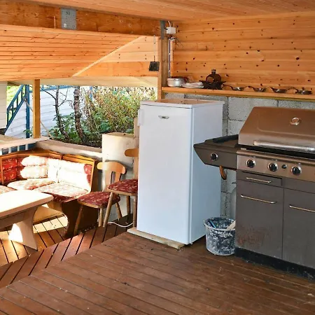 別荘 Four-bedroom Holiday In 2